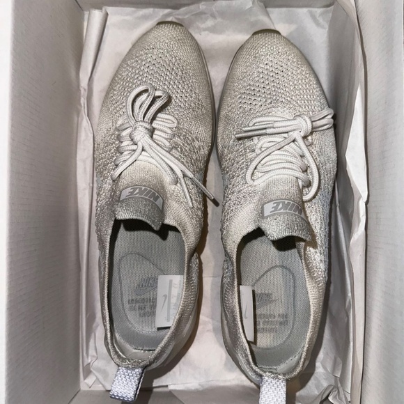 Nike Flyknit - Picture 2 of 3